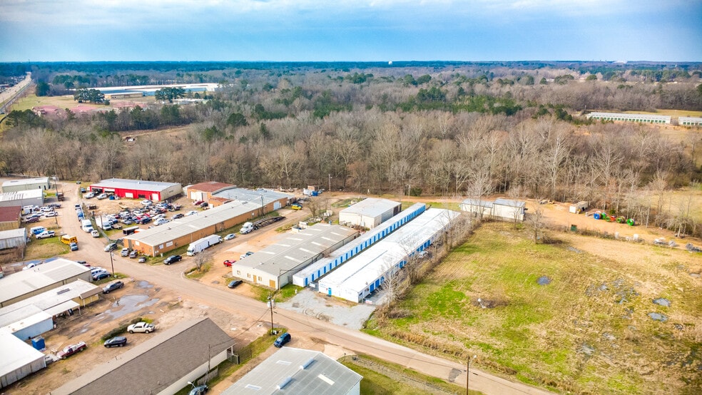 More Photos Of 5849 N Commerce Plz, Jackson Self Storage For Sale