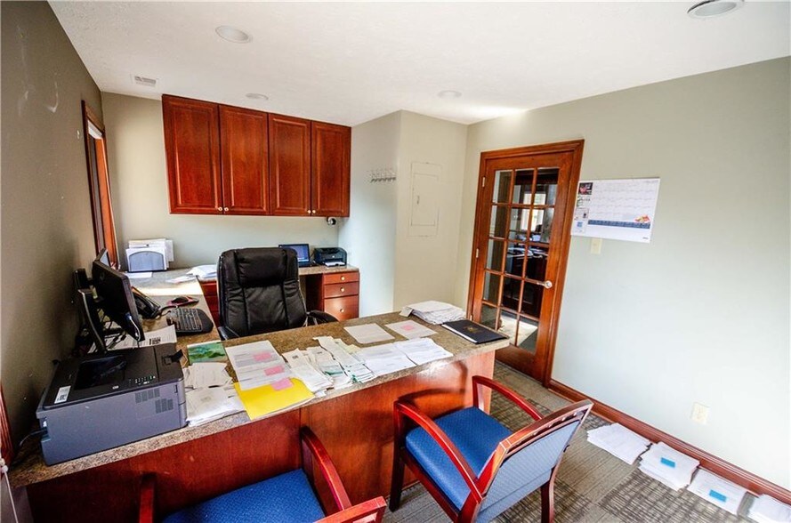 More Photos Of 315 S US 31, Greenwood Medical For Sale