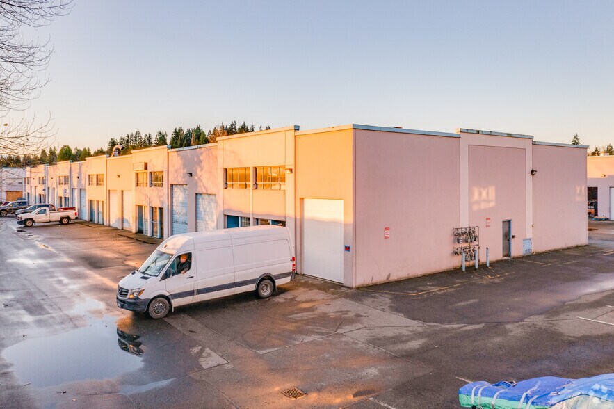 More Photos Of 1952 Kingsway Ave, Port Coquitlam Warehouse For Sale