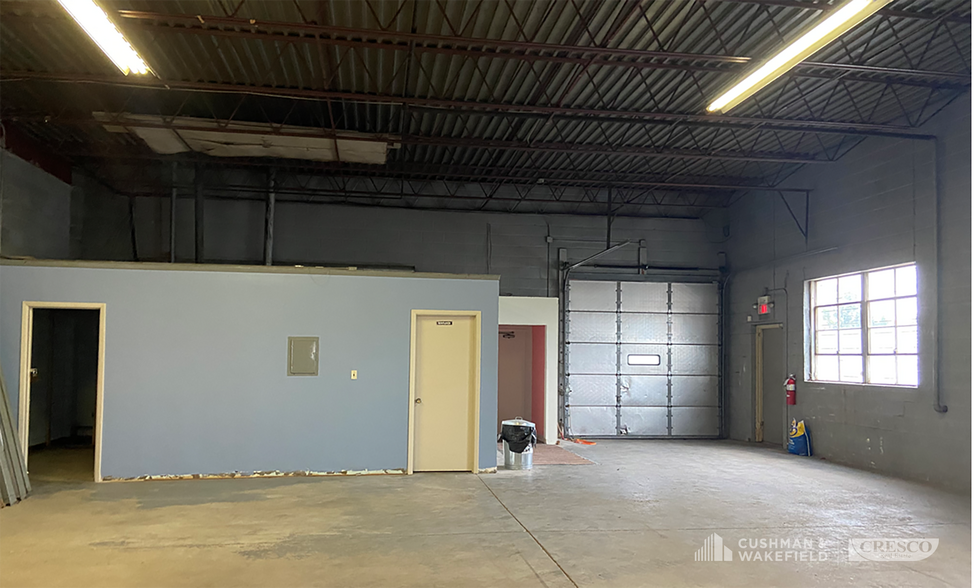 More Photos Of 14150 Industrial Ave N, Maple Heights Warehouse For Sale