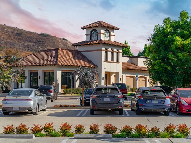 Primary Photo Of 4955 Las Virgenes Rd, Calabasas Fast Food For Sale