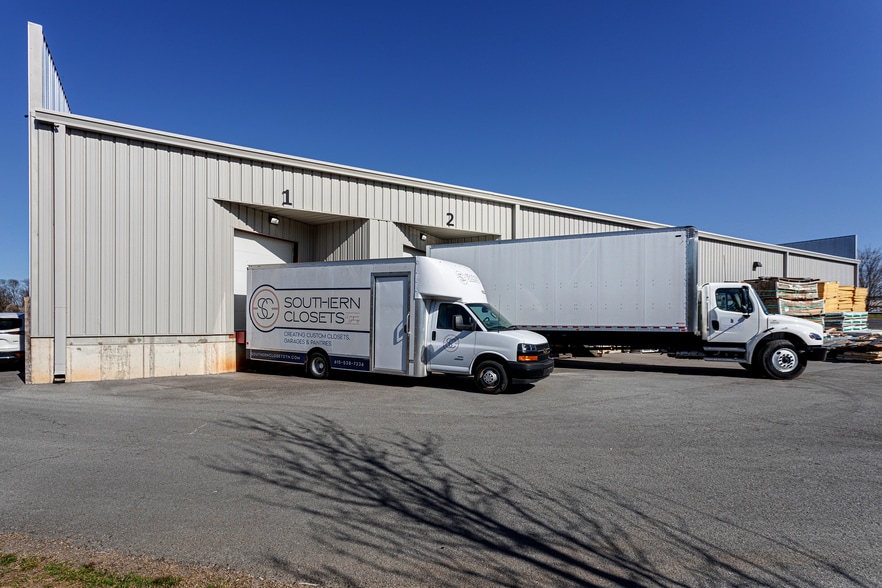 More Photos Of 360 Quecreek Cir, Smyrna Warehouse For Sale