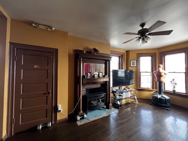 More Photos Of 413 Kerens Ave, Elkins General Retail For Sale