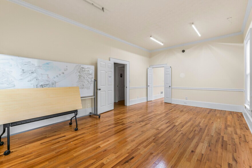 More Photos Of 4953 Presidents Way, Tucker Loft Creative Space For Sale