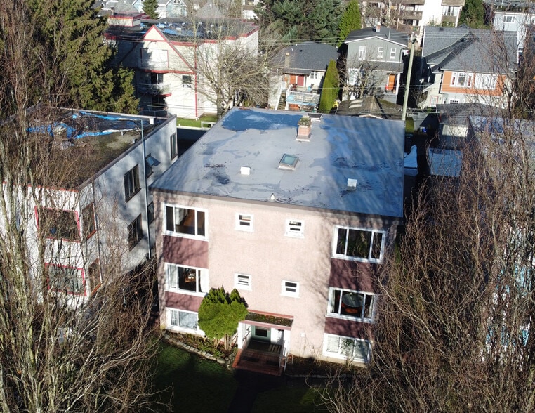 More Photos Of 1775 Adanac St, Vancouver Apartments For Sale