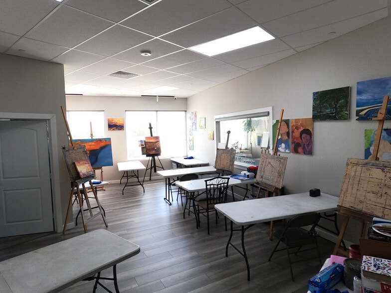 More Photos Of 2520 King Arthur Blvd, Lewisville Storefront For Sale
