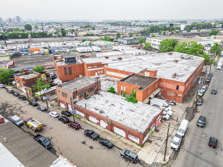 More Photos Of 150 Avenue L, Newark Warehouse For Sale