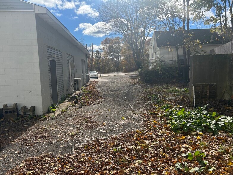 More Photos Of 377 Washington St, West Warwick Service For Sale