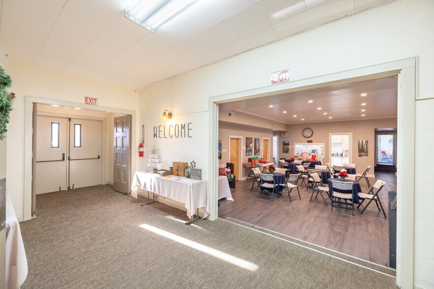More Photos Of 628 Royer St, Roseville Schools For Lease