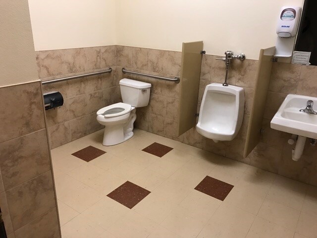 More Photos Of 916 Indiana Ave, Pueblo Medical For Sale