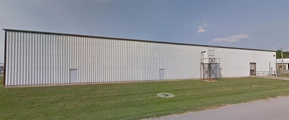 More Photos Of 11340 W 450 S, Dunkirk Warehouse For Lease