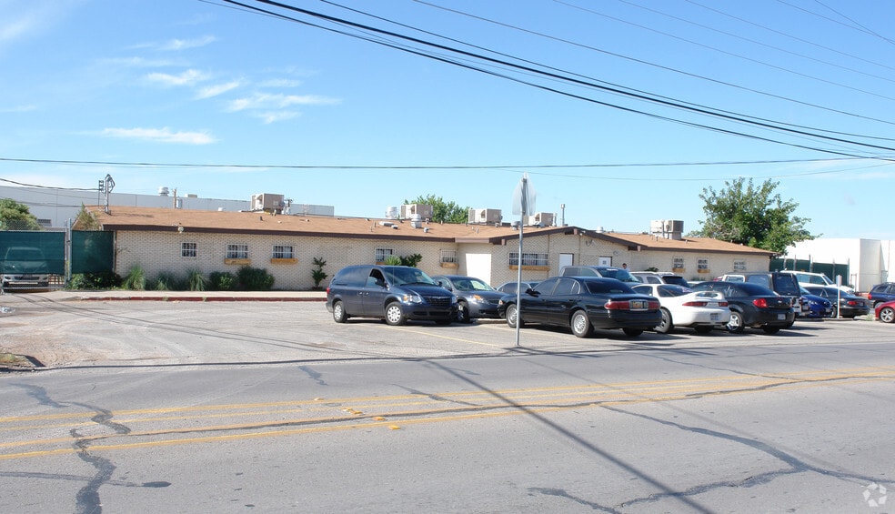 Primary Photo Of 400 Talbot Ave, Canutillo Office For Sale