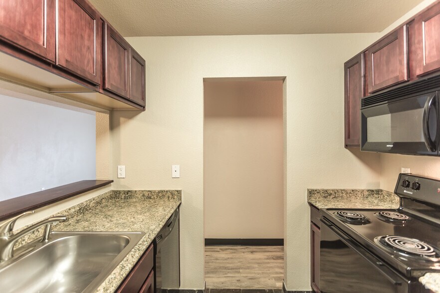 More Photos Of 1150 S Birch St, Denver Apartments For Sale