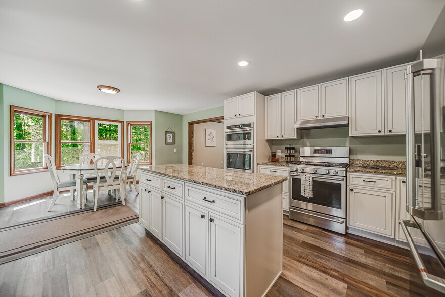 More Photos Of 23095 Buena Vista Rd, Rockbridge Apartments For Sale