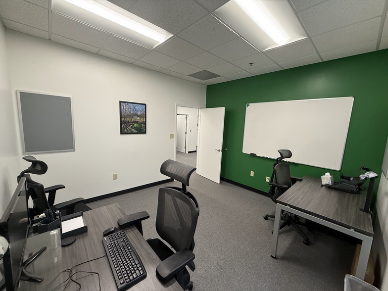 More Photos Of 308 W Rosemary St, Chapel Hill Office For Lease