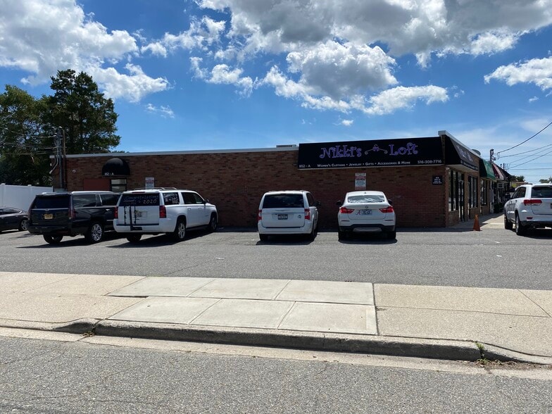 850852 N Broadway, North Massapequa, NY 11758 Retail For Lease