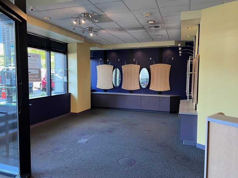 More Photos Of 100 4th Ave N, Seattle Unknown For Lease