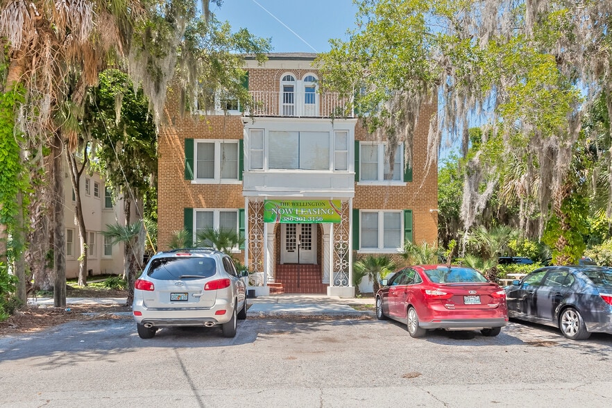 Primary Photo Of 124 Live Oak Ave, Daytona Beach Apartments For Sale