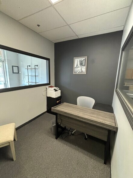 More Photos Of 14202-14238 Pierce Plz, Omaha General Retail For Lease