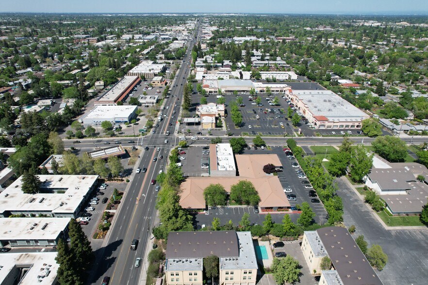 More Photos Of 1290 Fulton Ave, Sacramento General Retail For Sale