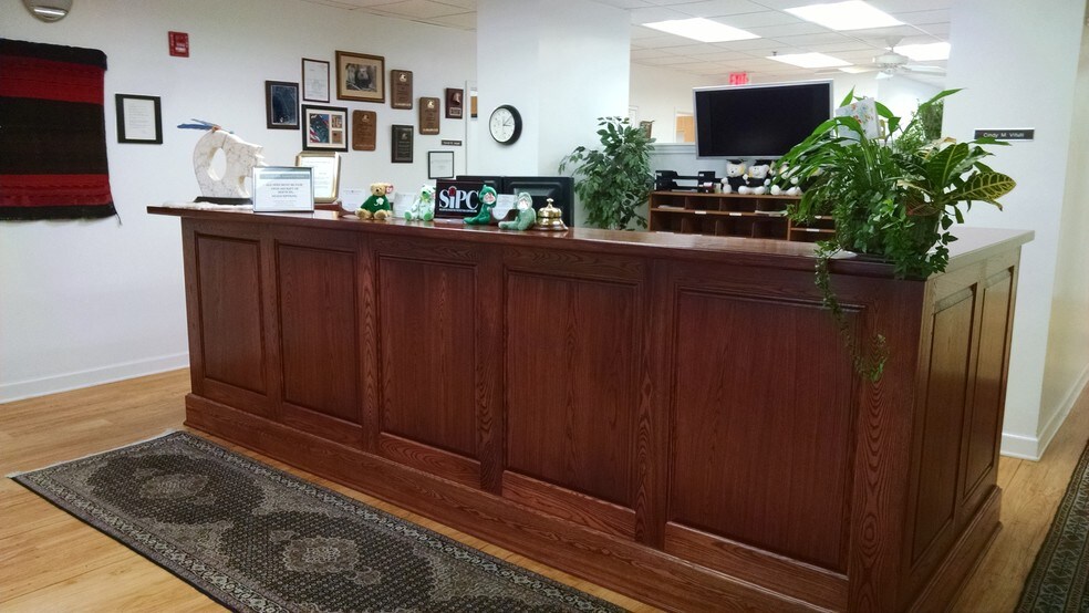 More Photos Of 1N131 County Farm Rd, Winfield Office For Sale