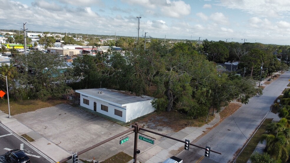 More Photos Of 1000 N Washington Blvd, Sarasota Office For Sale