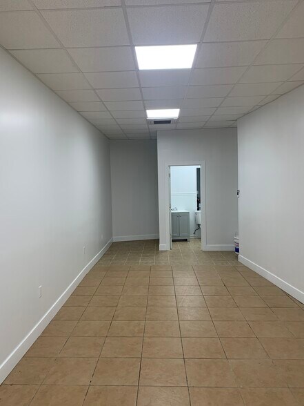 More Photos Of 201-205 Broad St, Elizabeth Storefront Retail Office For Lease