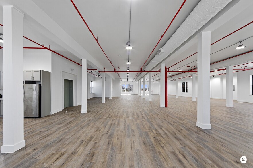 More Photos Of 3038 Atlantic Ave, Brooklyn Storefront Retail Office For Lease