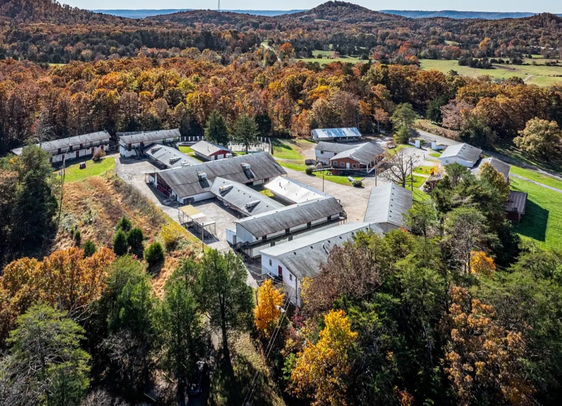 More Photos Of 1480 Pine Tavern Rd, Lebanon Junction Lodge Meeting Hall For Sale