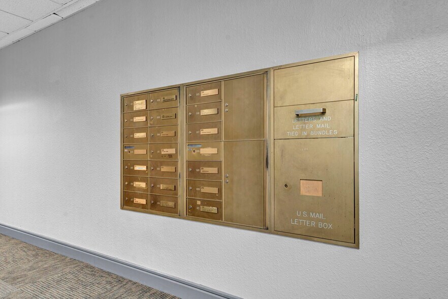 More Photos Of 5180 Park Ave, Memphis Office For Lease