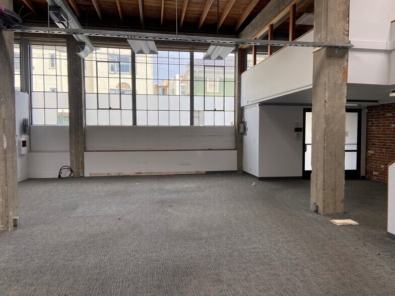 More Photos Of 2170-2180 Dwight Way, Berkeley Light Distribution For Lease
