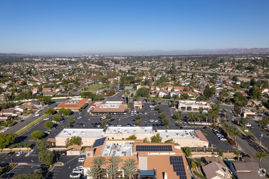 More Photos Of 25254-25260 La Paz Rd, Laguna Hills Unknown For Lease