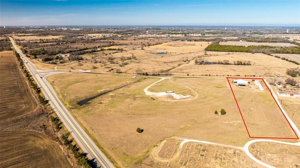 More Photos Of 6240 Airport Rd, Paris Self Storage For Sale