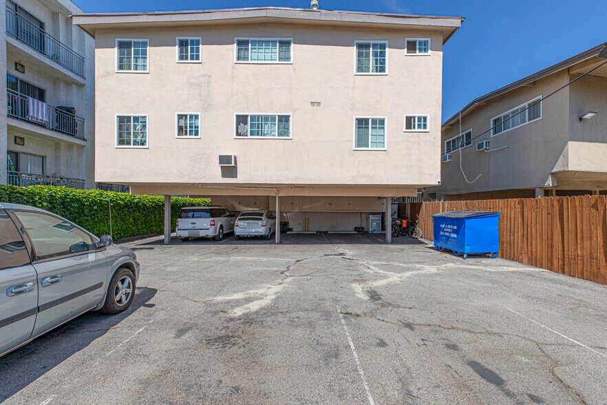 More Photos Of 1814 Grismer Ave, Burbank Apartments For Sale