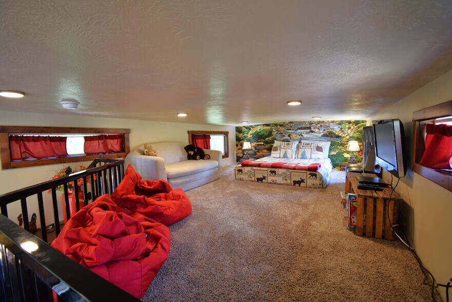 More Photos Of 3555 Yale Kilgore Rd, Island Park Multifamily For Sale