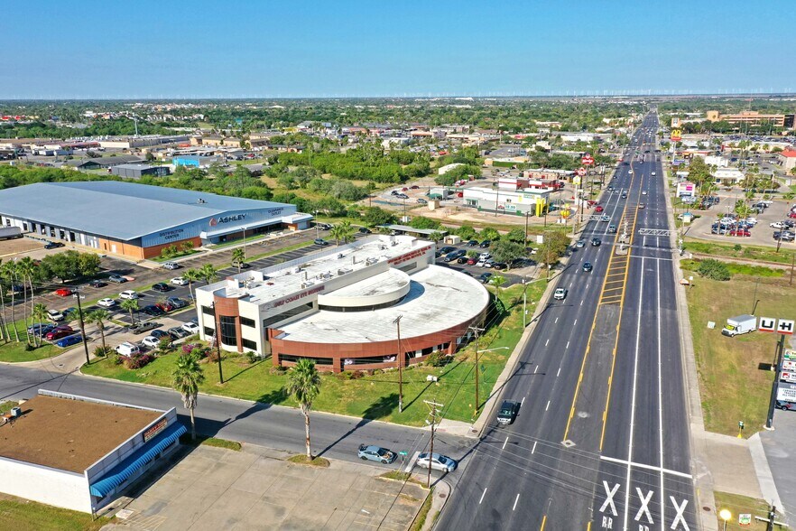 More Photos Of 1205 N Ed Carey Dr, Harlingen Office For Lease