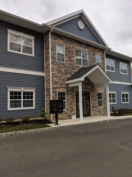 More Photos Of 186 County Road 520 W, Marlboro Medical For Lease