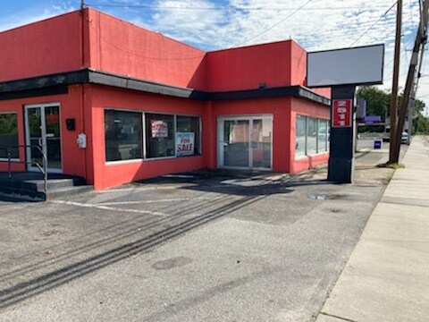 More Photos Of 2511 Middle Country Rd, Centereach Storefront For Lease