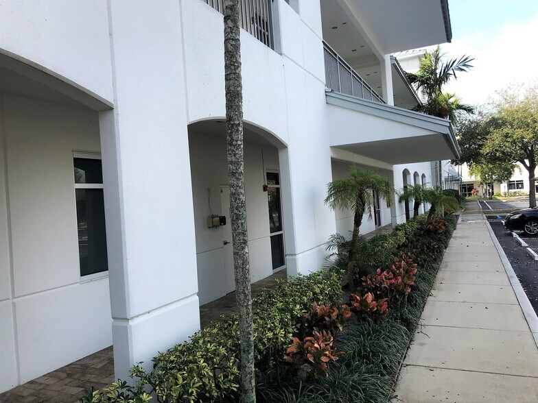 More Photos Of 260 SW Natura Ave, Deerfield Beach Medical For Lease