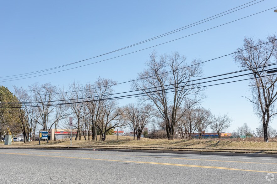 More Photos Of 1316-1500 Merritt Blvd, Dundalk Land For Lease