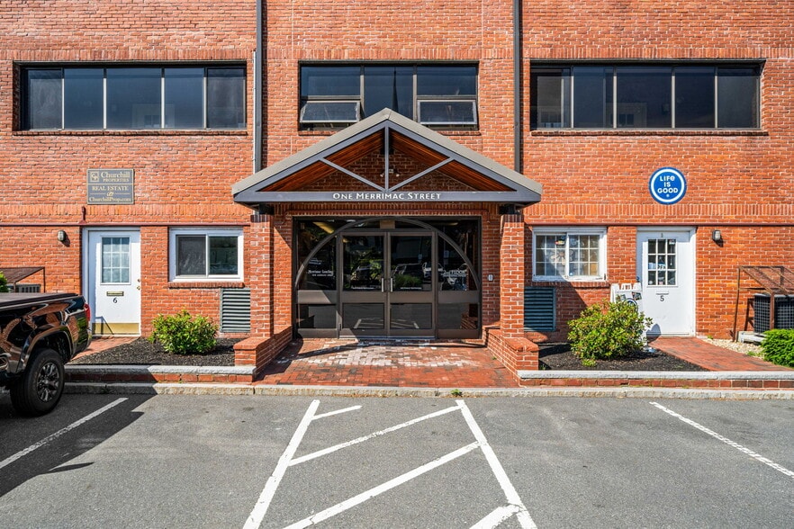 More Photos Of 1 Merrimac St, Newburyport Apartments For Lease