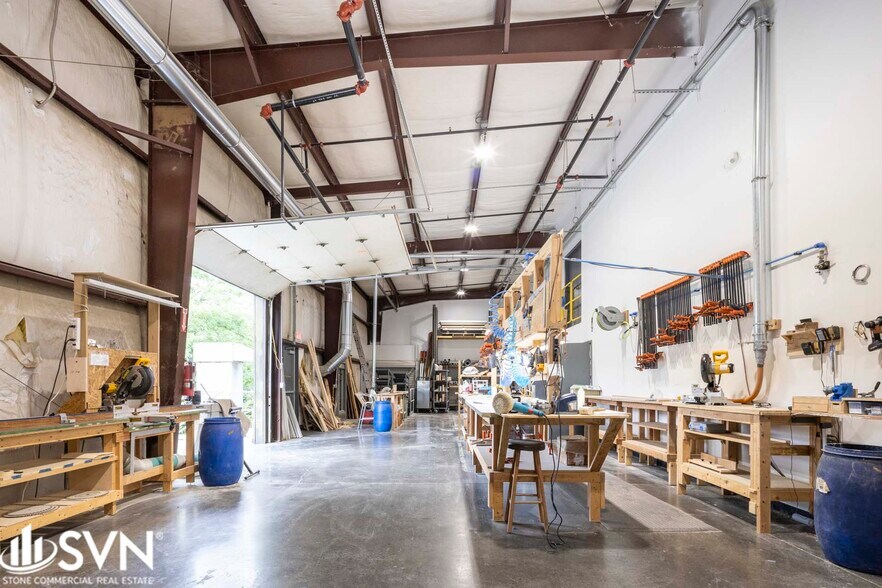 More Photos Of 133 Macarthur Ct, Nicholasville Manufacturing For Lease