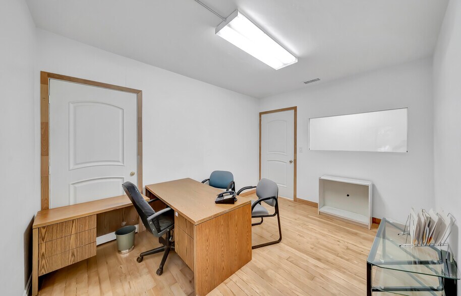 More Photos Of 830 S Main St, Santa Ana Freestanding For Sale