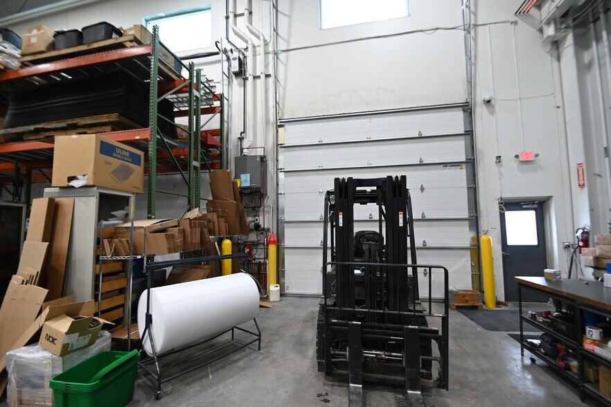 More Photos Of 3301 124th Ave S, Horace Manufacturing For Sale