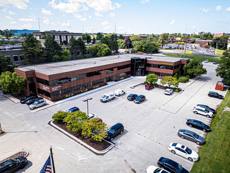 Primary Photo Of 601-611 N Barker Rd, Brookfield Office For Sale