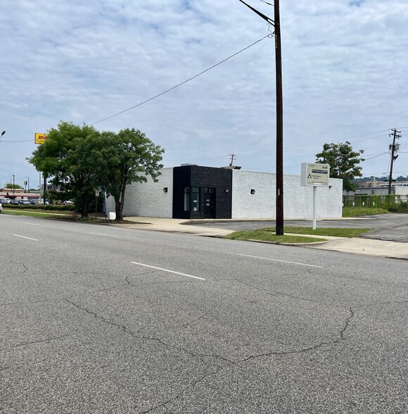 Primary Photo Of 2313 4th Ave S, Birmingham Showroom For Sale