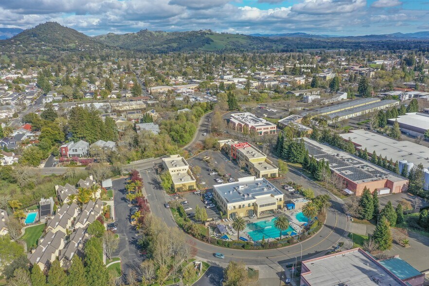 More Photos Of 105-175 Foss Creek Cir, Healdsburg Medical For Lease