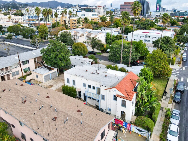 More Photos Of 6669 De Longpre Ave, Los Angeles Apartments For Sale