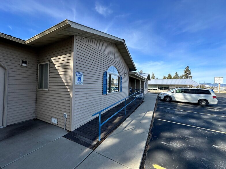 More Photos Of 4037 Hwy 93 N, Stevensville Office For Lease