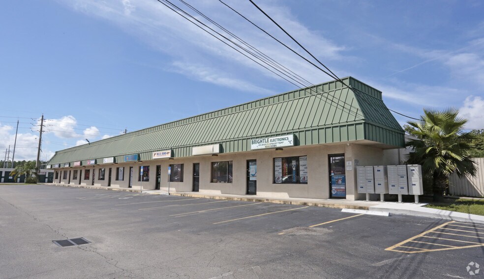 More Photos Of 6110 Powers Ave, Jacksonville Unknown For Lease